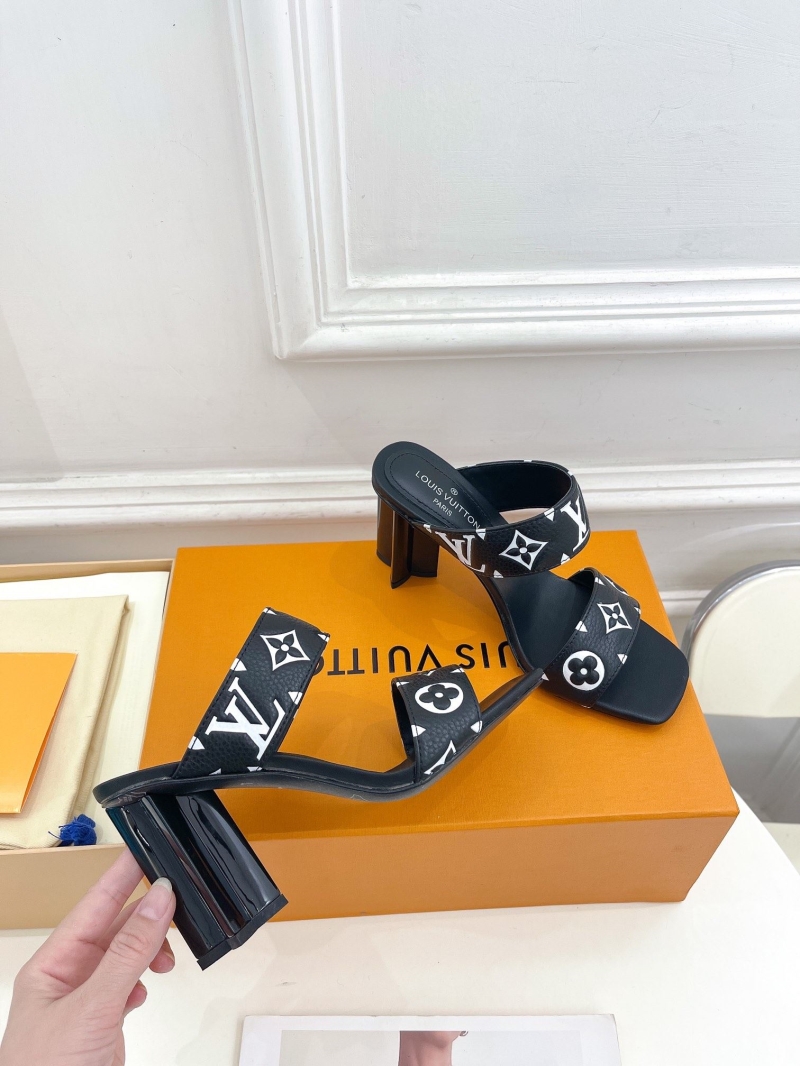 Louis Vuitton Slippers